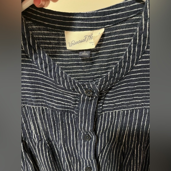 Universal Thread Navy and White Striped Sleeveless Dress - Small - Picture 4 of 5